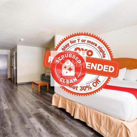 Oyo Townhouse Wichita Falls West Екстериор снимка