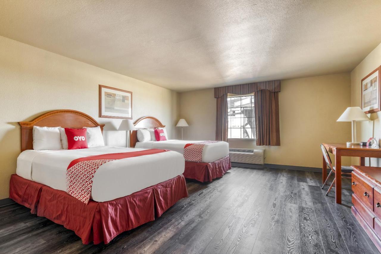 Oyo Townhouse Wichita Falls West Екстериор снимка