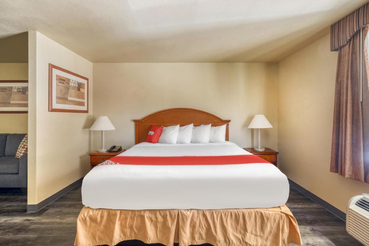 Oyo Townhouse Wichita Falls West Екстериор снимка