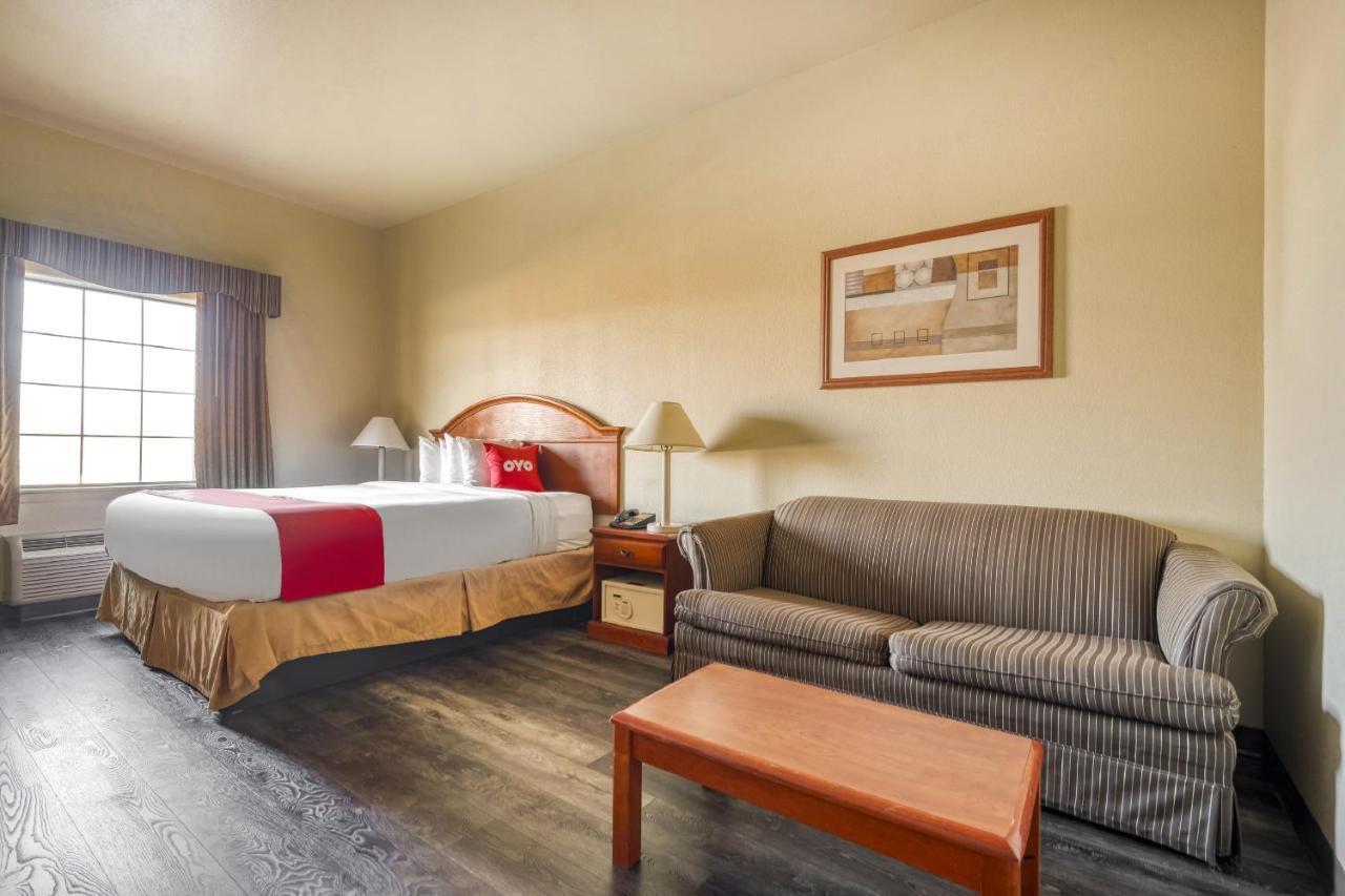 Oyo Townhouse Wichita Falls West Екстериор снимка